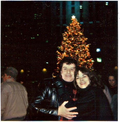 [Salvo&Mace+Xmas1985+NYC.JPG]