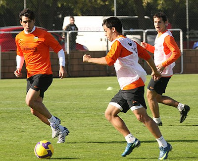 VALENCIA&CF&ENTRENAMIENTO&PATERNA&MIÃ‰RCOLES&19-11-2008-2.jpg