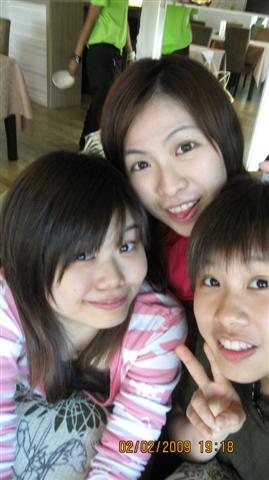 [IMG_0667+(Small).JPG]