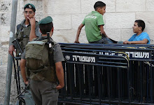 teenagers in Jerusalem / Al Quds
