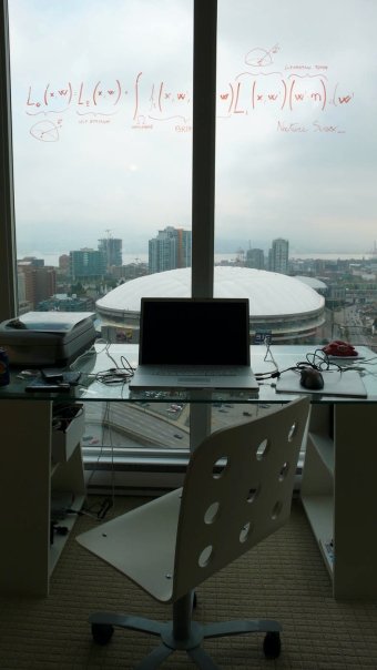 [n1072880372_30064430_1027.jpg]