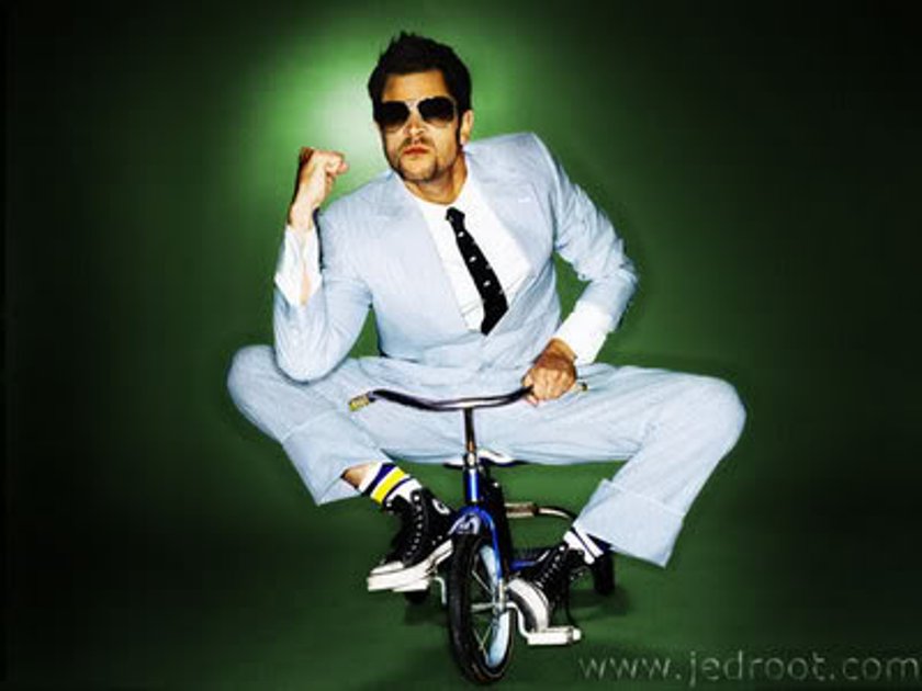 paul gay movie is johnny knoxville gay
