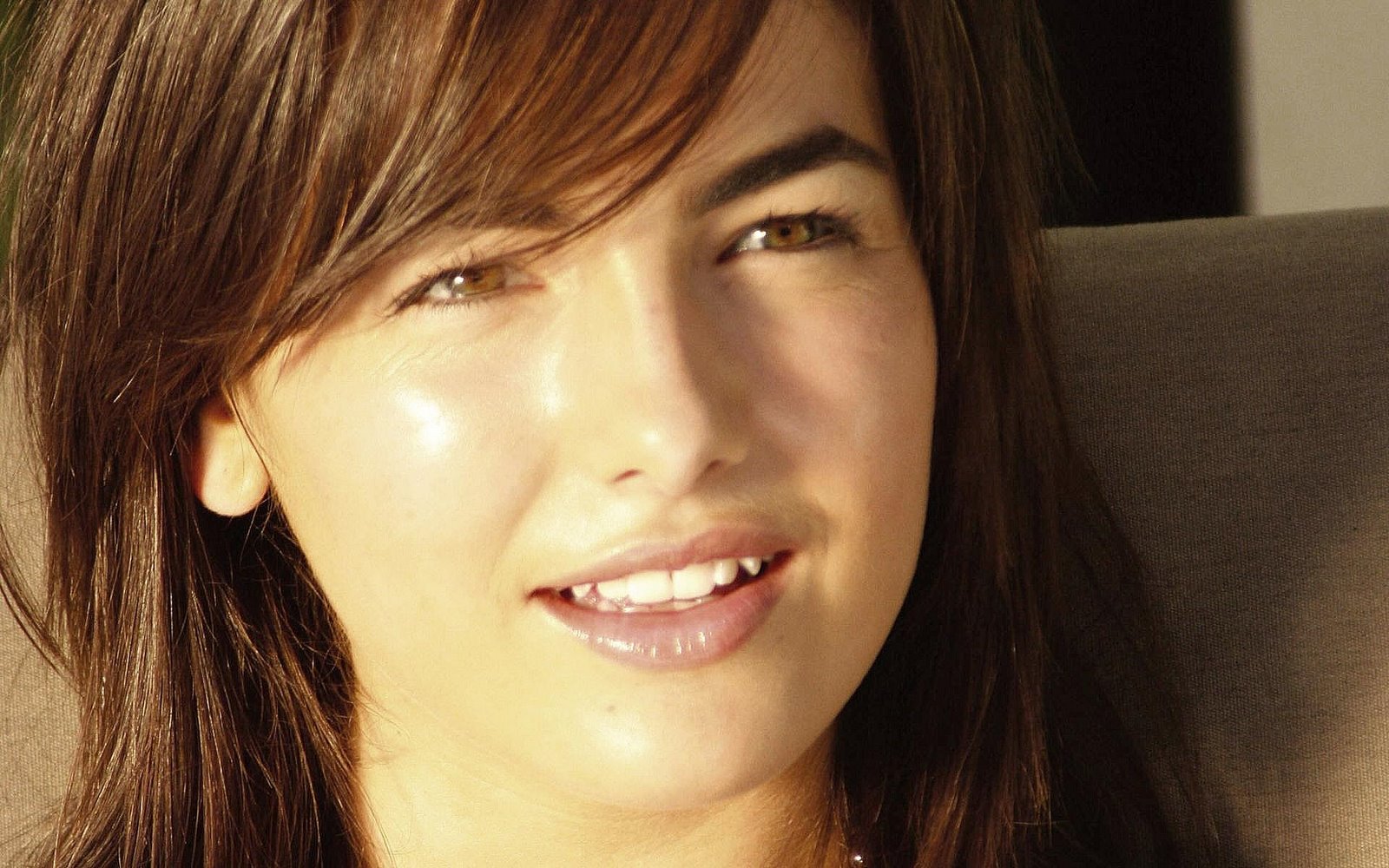 http://4.bp.blogspot.com/_R2I4TaTSXww/SgCEcgFDz1I/AAAAAAAAAKI/Sl7LyumCjx4/s1600/Widerwalls.blogspot.com_Camilla_Belle(19).jpg