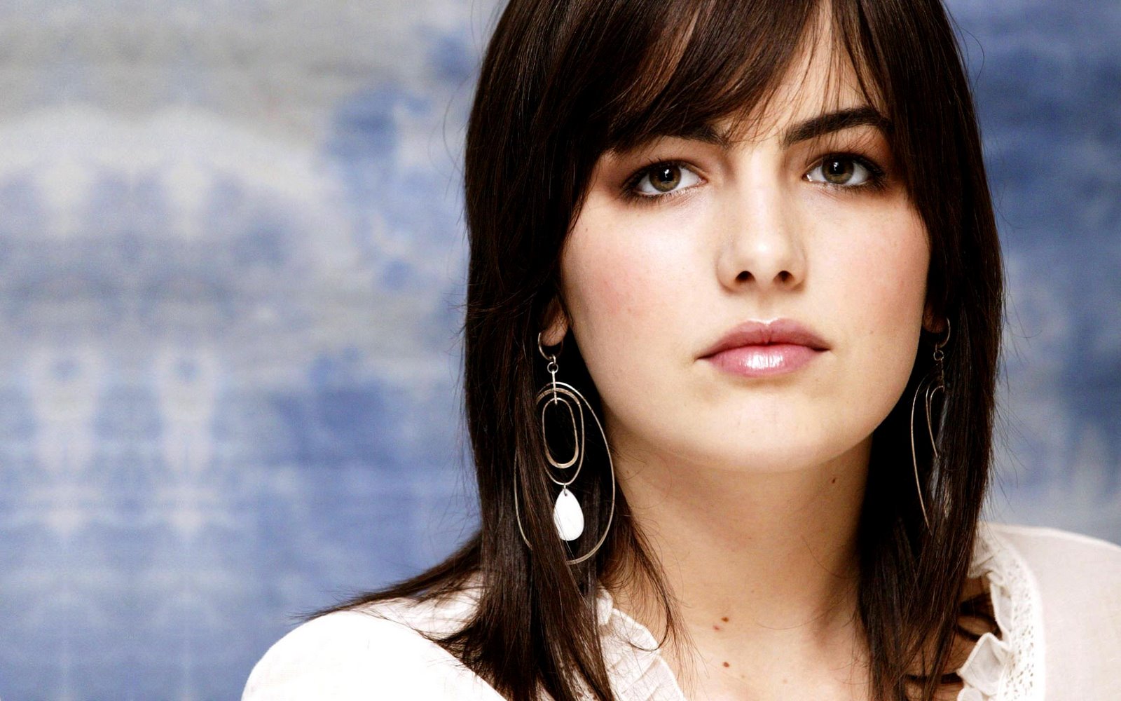 http://4.bp.blogspot.com/_R2I4TaTSXww/SgCGLqGL0fI/AAAAAAAAAL4/W8-s1buw4bs/s1600/Widerwalls.blogspot.com_Camilla_Belle(5).jpg
