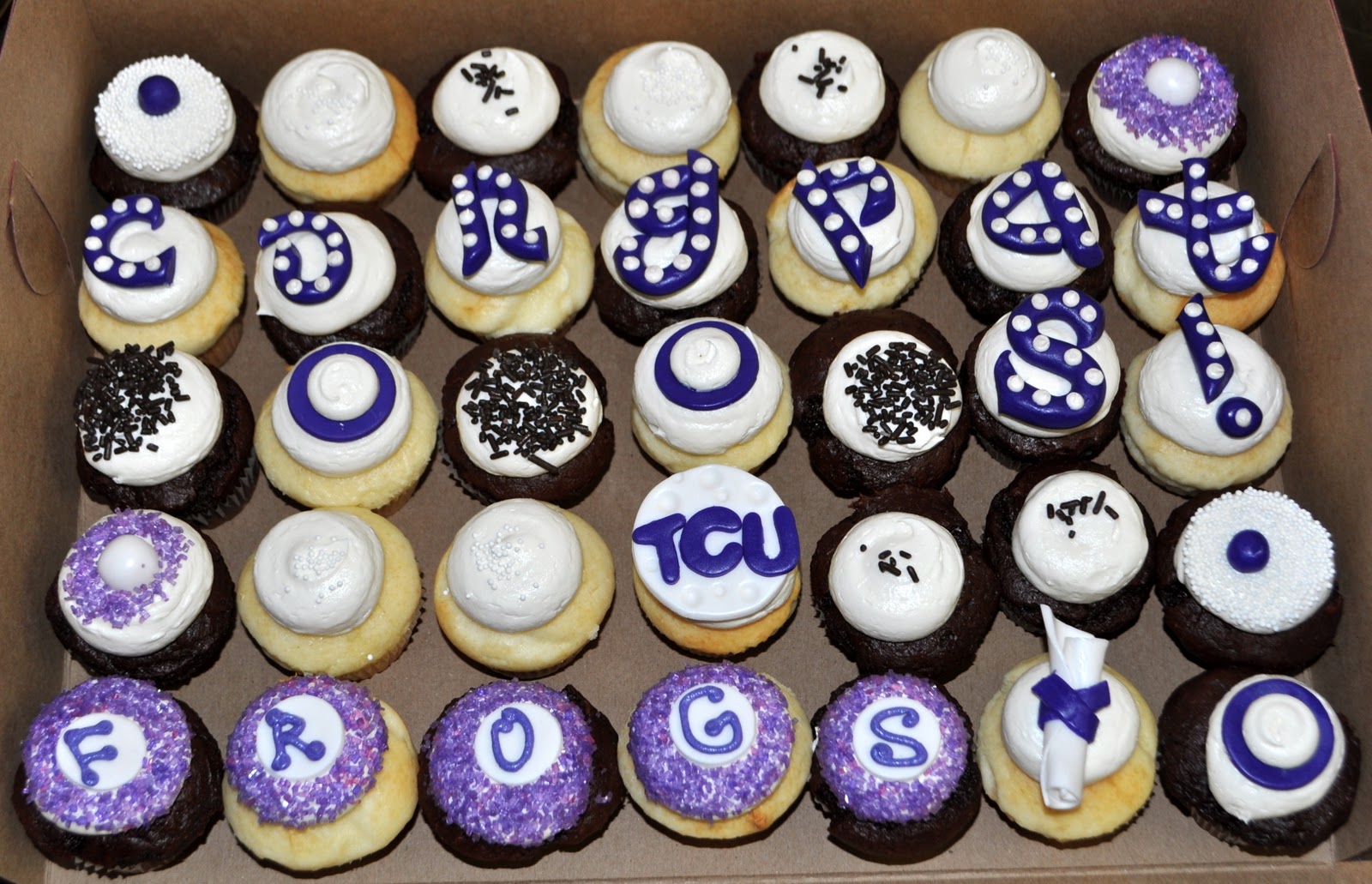Tcu Cake