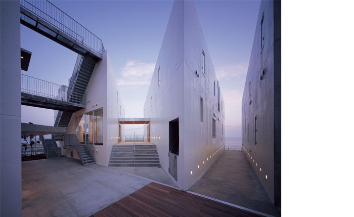 [testuser5_mar2009_02_LFJ_jp300309_XUEdk0_uICNlI.jpg]