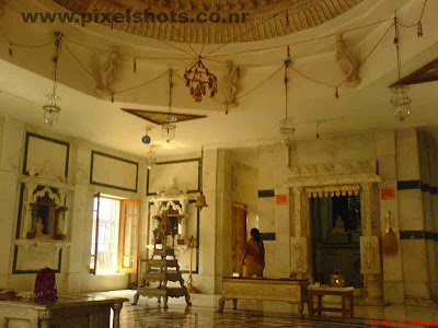 jain temple at Cochin run by Gujarathi community indian jaina temple at kerala cochin,jainism-in-kerala,old-kerala-jain-temple-photos