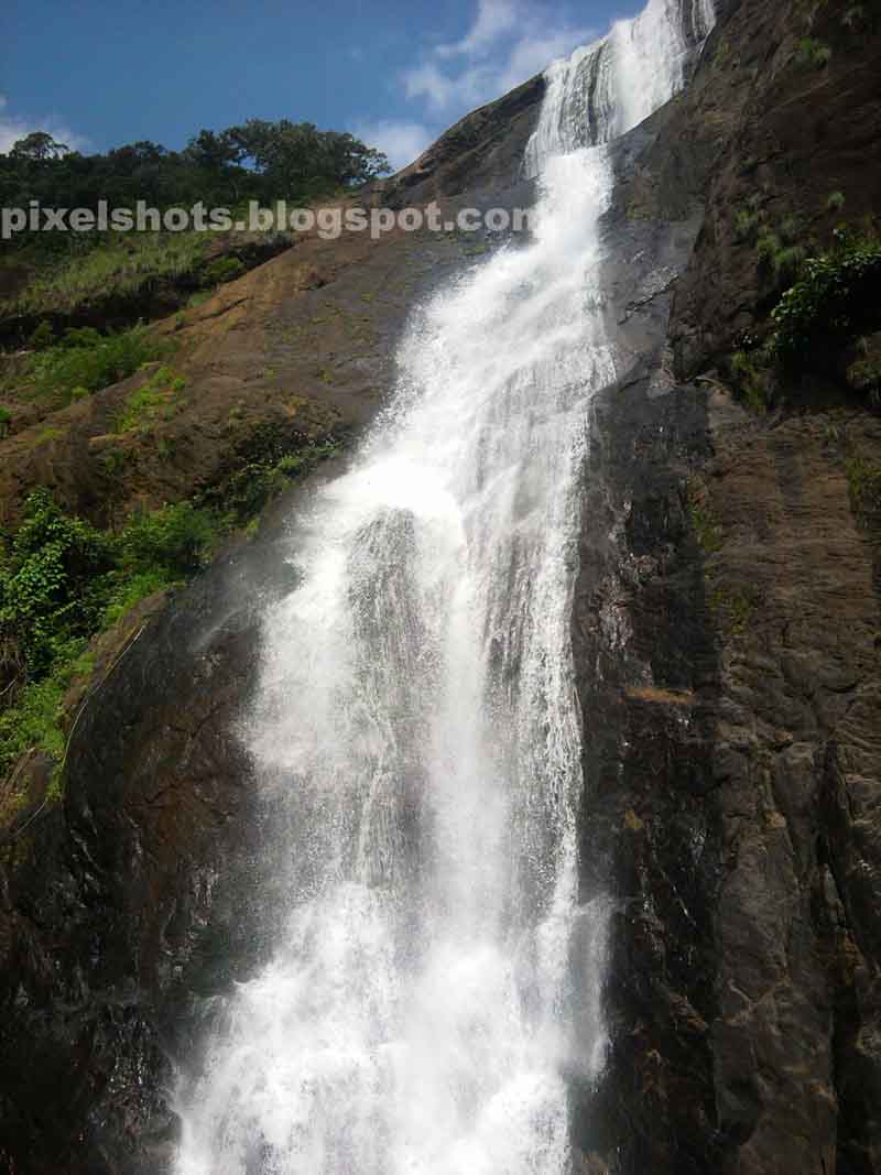 Palaruvi Waterfalls,3rd Highest Waterfalls,Kerala-Photos Palaruvi Waterfalls,3rd Highest Waterfalls,Kerala-Photos