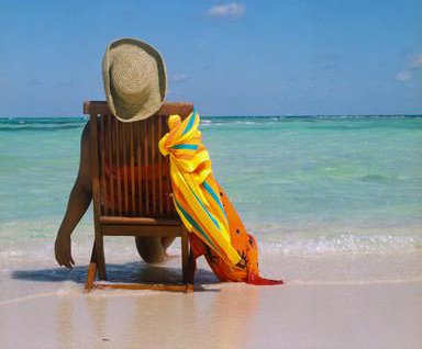 [dr-stowell-en-la-playa.jpg]