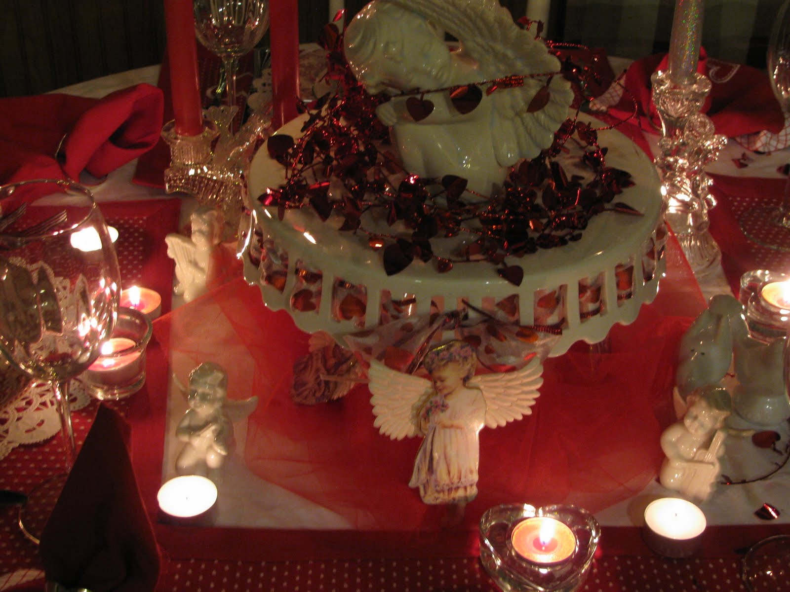 [valentine+table+night+view+005.JPG]