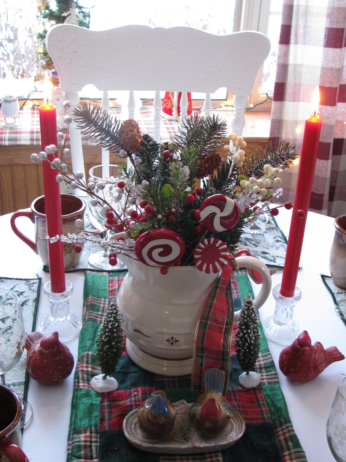 [cardinal+tablescape+039.JPG]