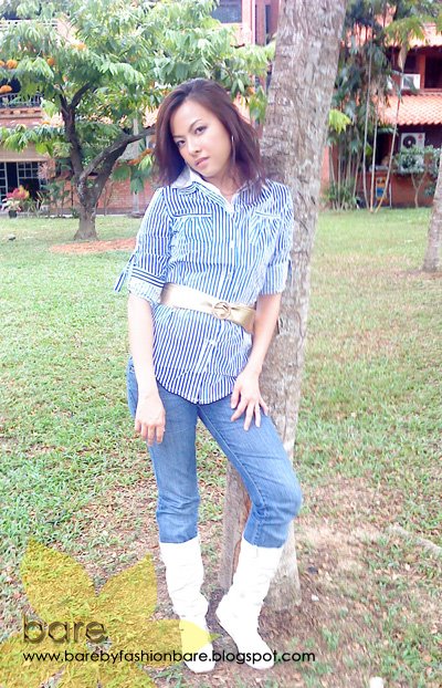 [blue+stripes+blouse+052+-+2.jpg]