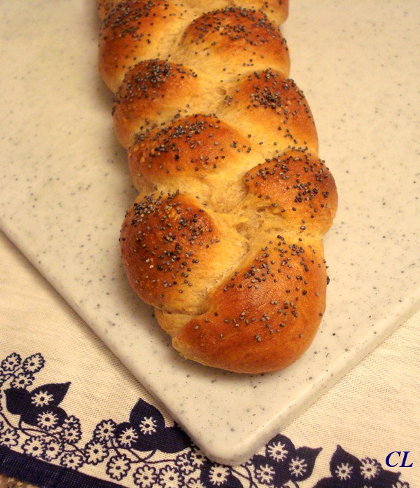 [Challah1.JPG]