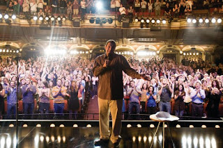 Funny Poeple (J. Apatow) Funny Poeple (J. Apatow)
