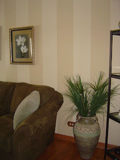 دهانات حائط تميزات بألوانها الرائعة 2013 AWeb-_Painted_Stripe.JPG