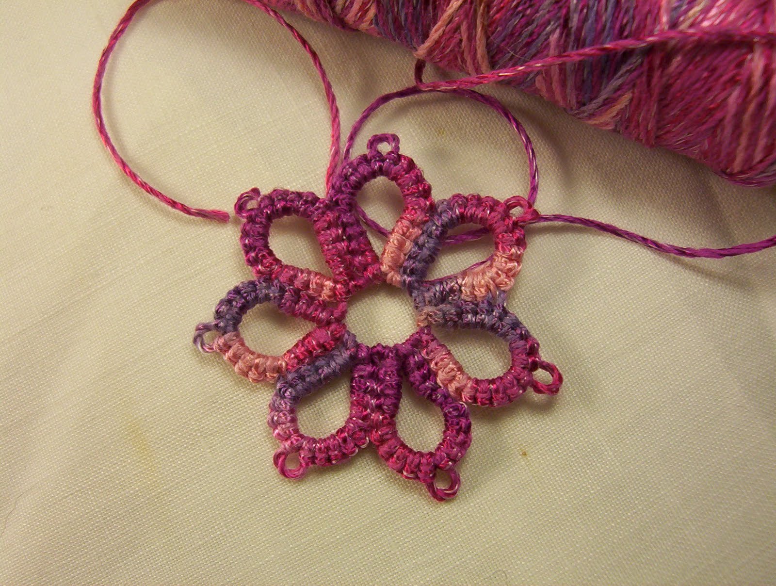 Stitches of Life II simple tatting