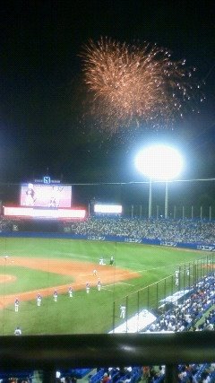 [jingu5.JPG]