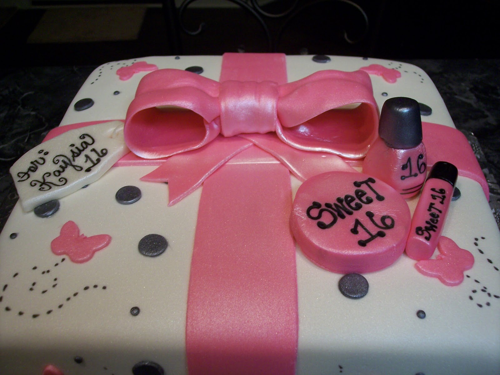 MyMoniCakes Pink & Black Butterfly gift box cake with "Sweet 16 accents"