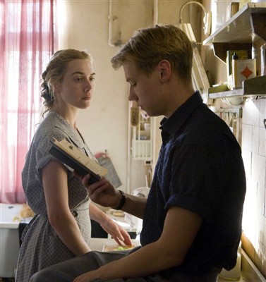 [a++kate+The-reader-winslet-kross.jpg]