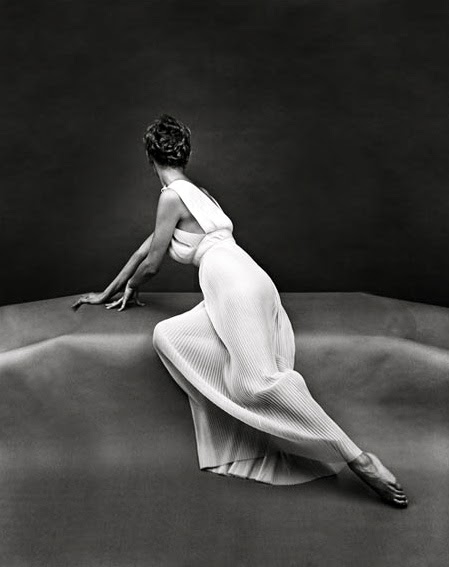 CASHON & CO.: Exquisite Black & White Fashion Photographs