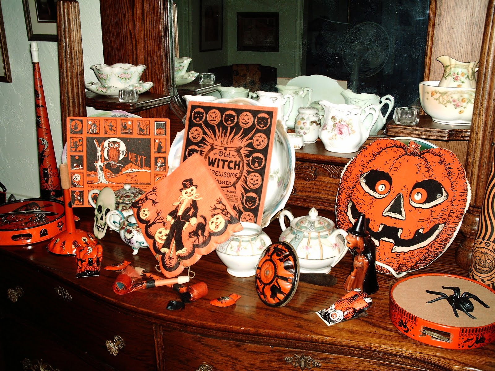 Vintage Halloween Collector Countdown to Halloween Oct. 23rd