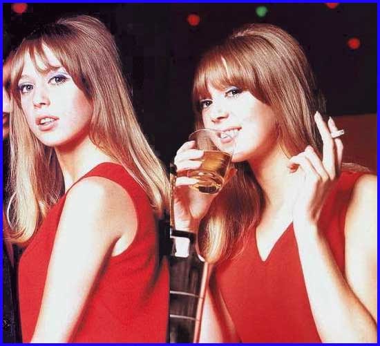 Magic Mac: Smoker: Pattie Boyd