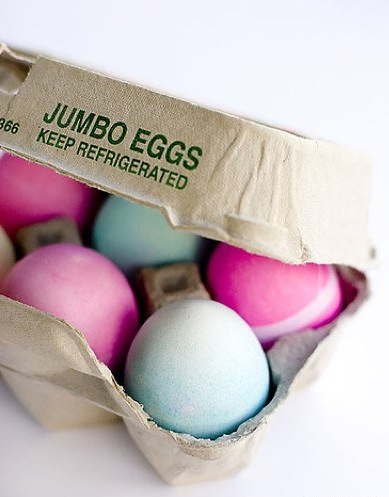 [jumbo-dyed-eggs.jpg]