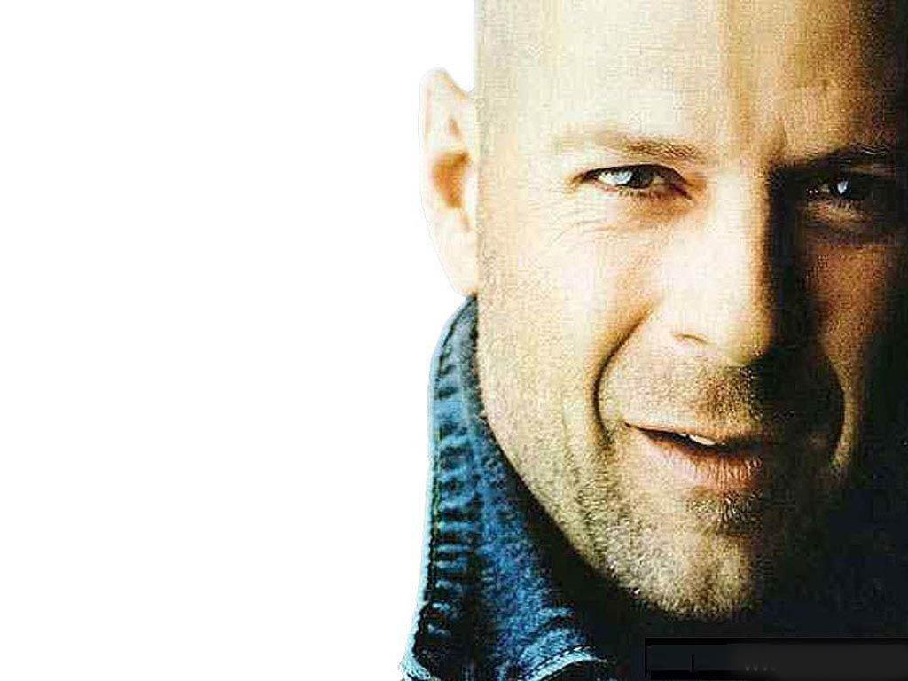 http://4.bp.blogspot.com/_Re4AFM_x3hg/TOemCotuPvI/AAAAAAAAAEk/e0b608nUYWA/s1600/bruce-willis12.jpg