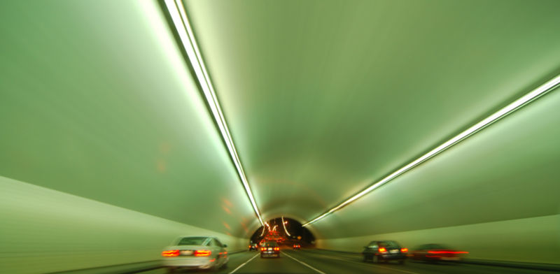 [tunel.jpg]
