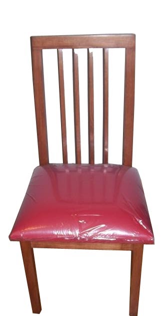 DisegnoZeta Muebles: Sillas Madera Maciza Tapizadas Ecocuero Talampaya