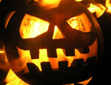 [jack-o-lantern.jpg]