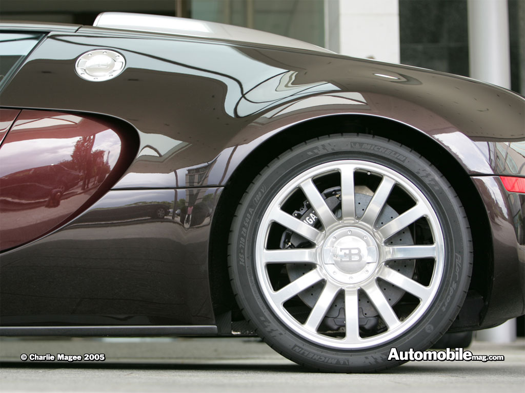 [0511_bugatti_veryon_02_1024.jpg]