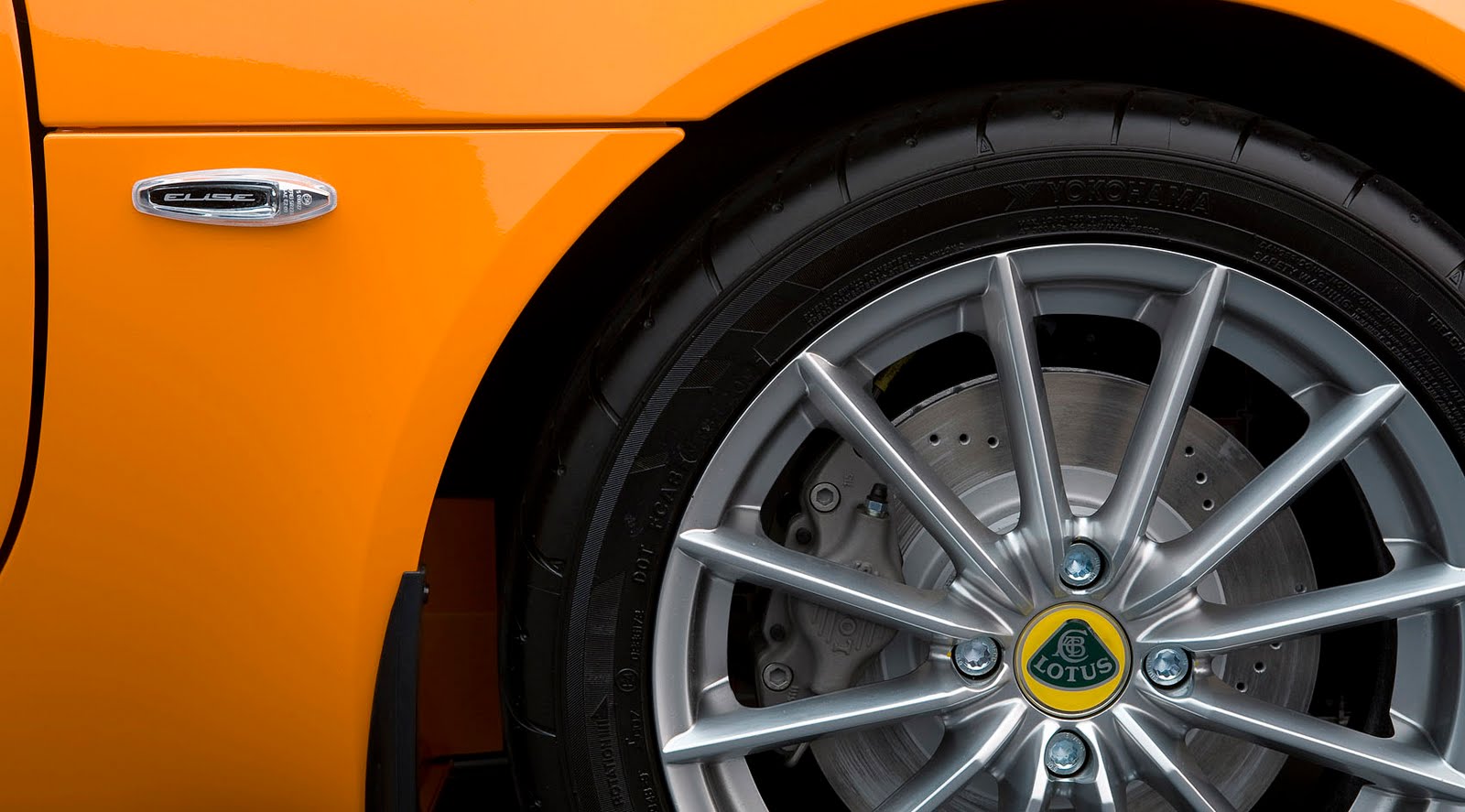 [Lotus_Elise_MY2010_Wheel_big.jpg]