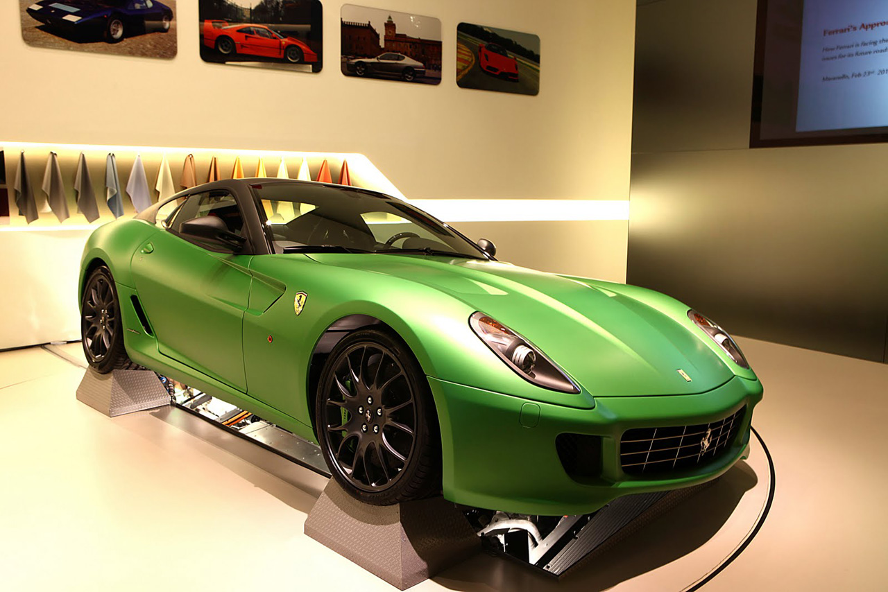 [ferrari_599_gtb_hybrid_3.jpg]