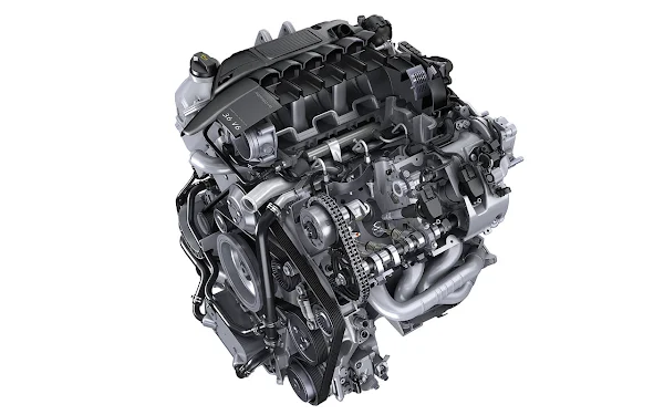 The 2010 Panamera Porsche engine