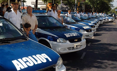 Policia Policia
