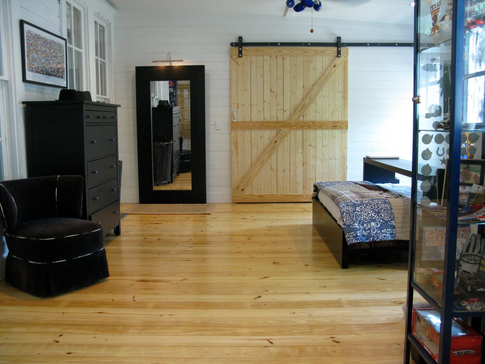 jvw home: BARN DOOR BEDROOM