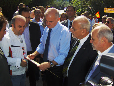 «Να γίνει η καταστροφή, ελπίδα»