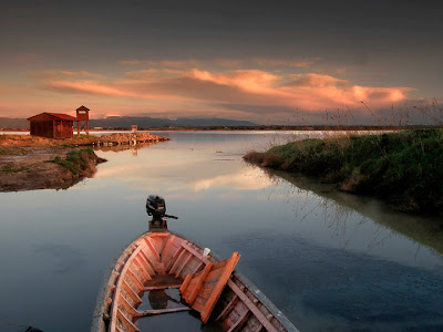 ΧΩΡΟΧΡΟΝΙΚΑ ΤΑΞΙΔΙΑ ΣΤΗΝ ΑΛΛΗ ΠΛΕΥΡΑ…