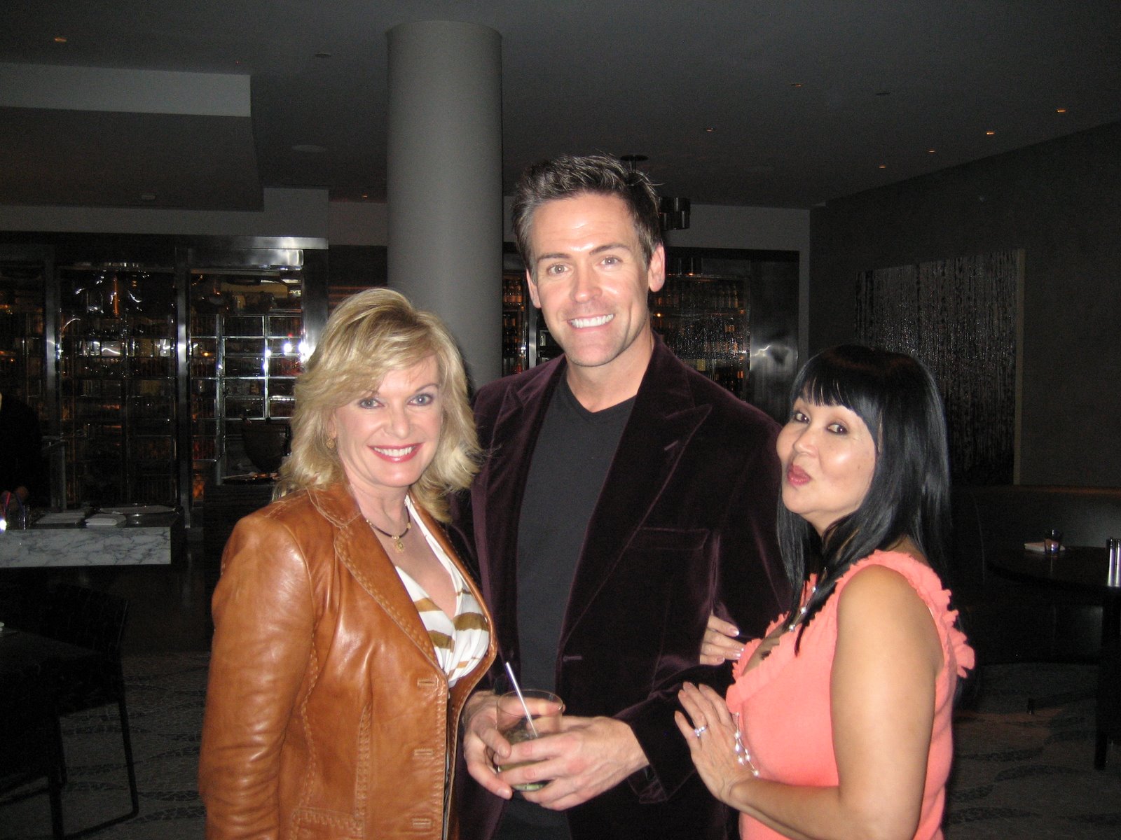 [Mel,MarcRymd,Sandie003.jpg]