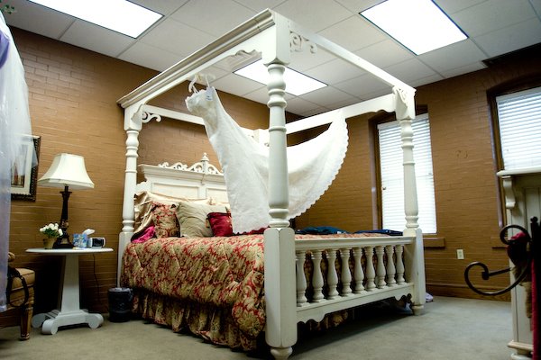 [Crawford-Doane_5-23-08-1001.jpg]