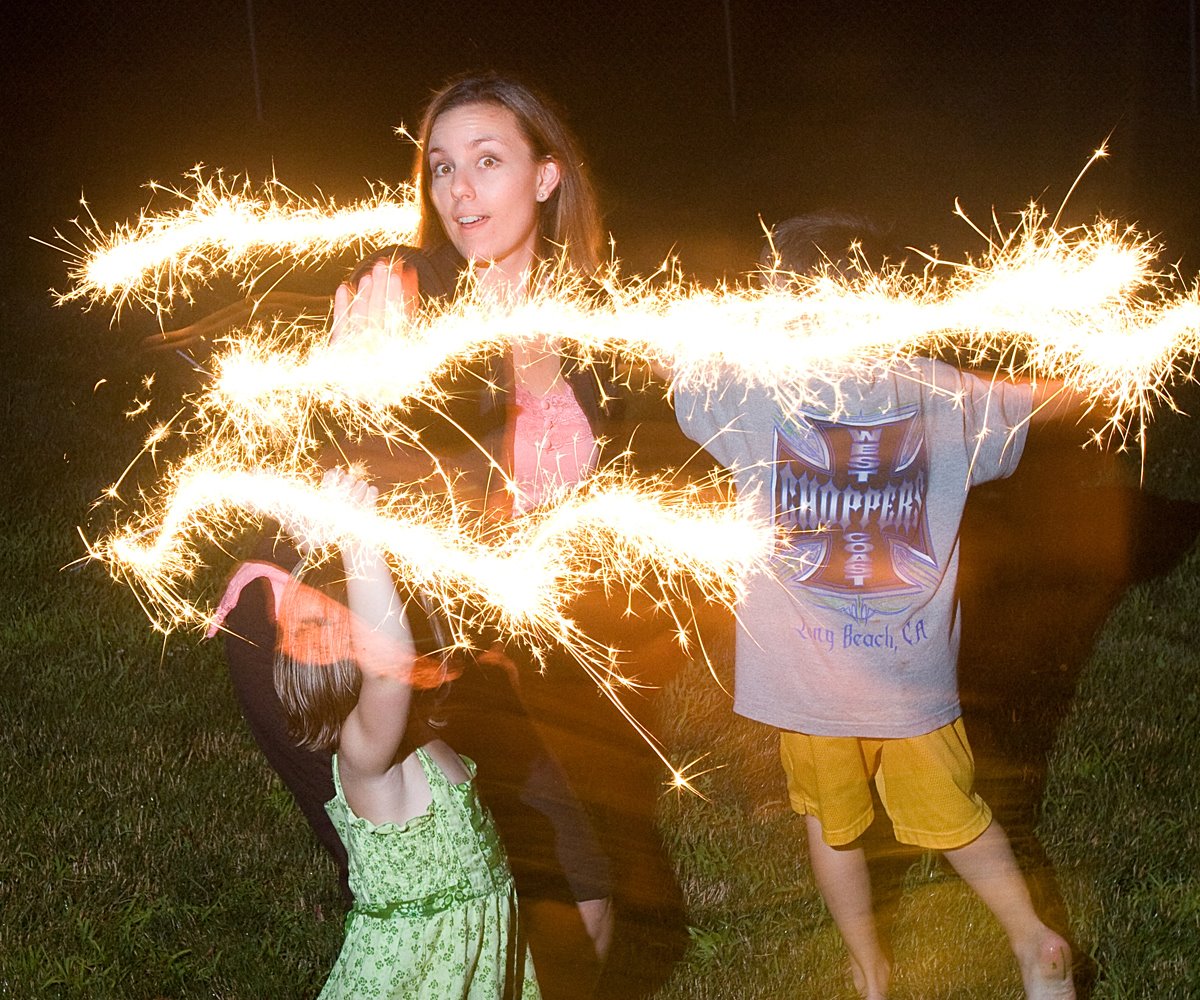 [Jul042008_Fireworks_0061.jpg]