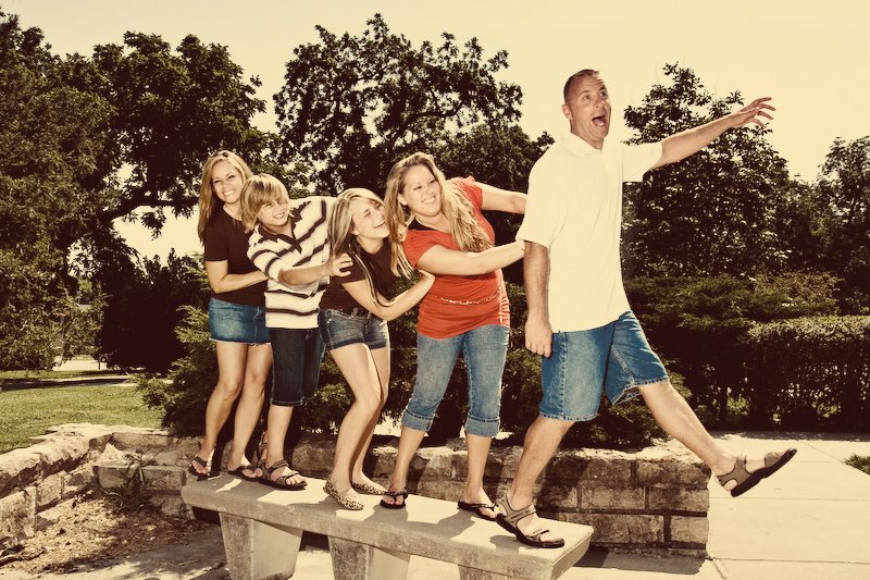 [VulloFamily-2005.jpg]