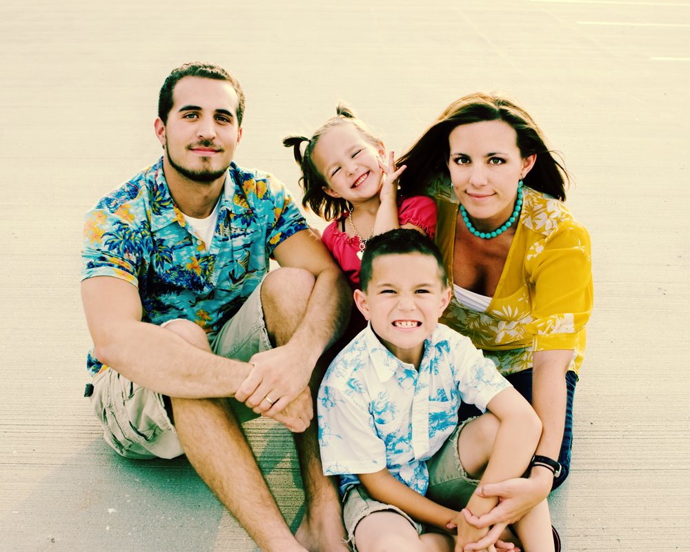 [Jul222008_FamPicAttempt_0018_c.jpg]