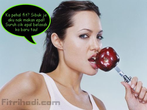 cik epal makan seksi singlet