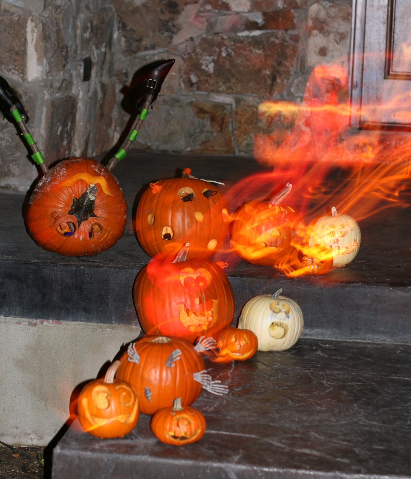 [Halloween+2008+028.JPG]