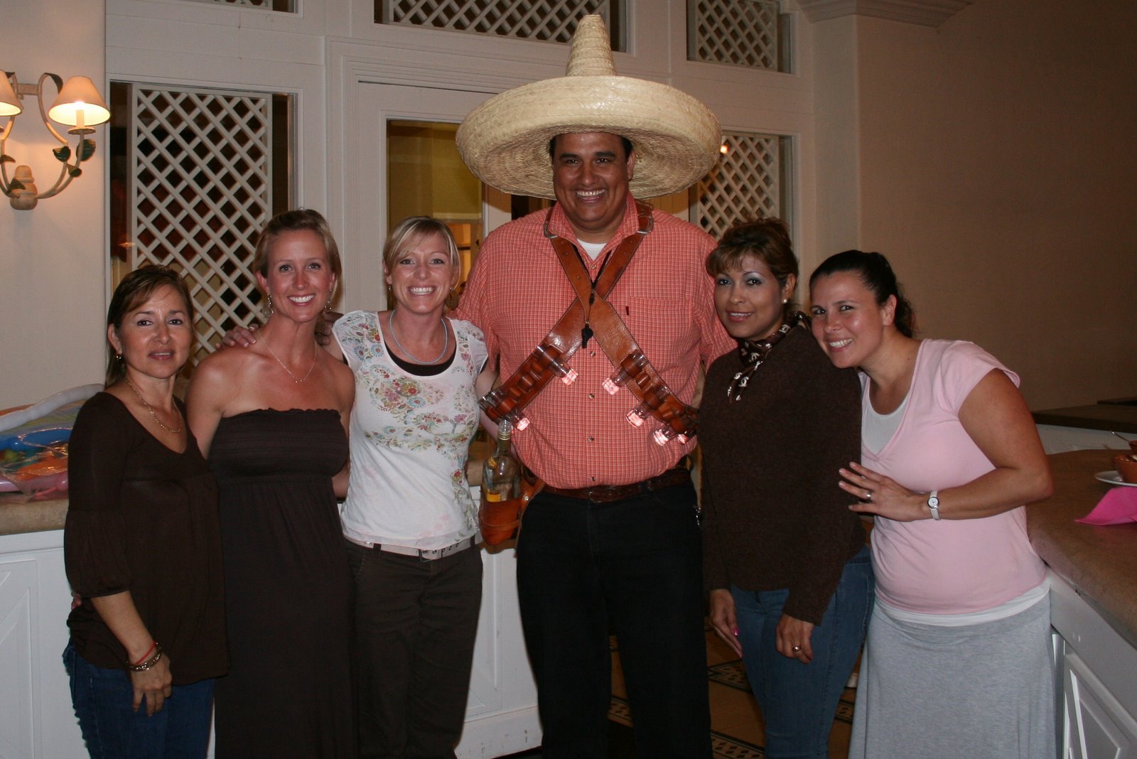 [Disneyland+and+Mazatlan+Jan.+15-25,+2009+280.JPG]