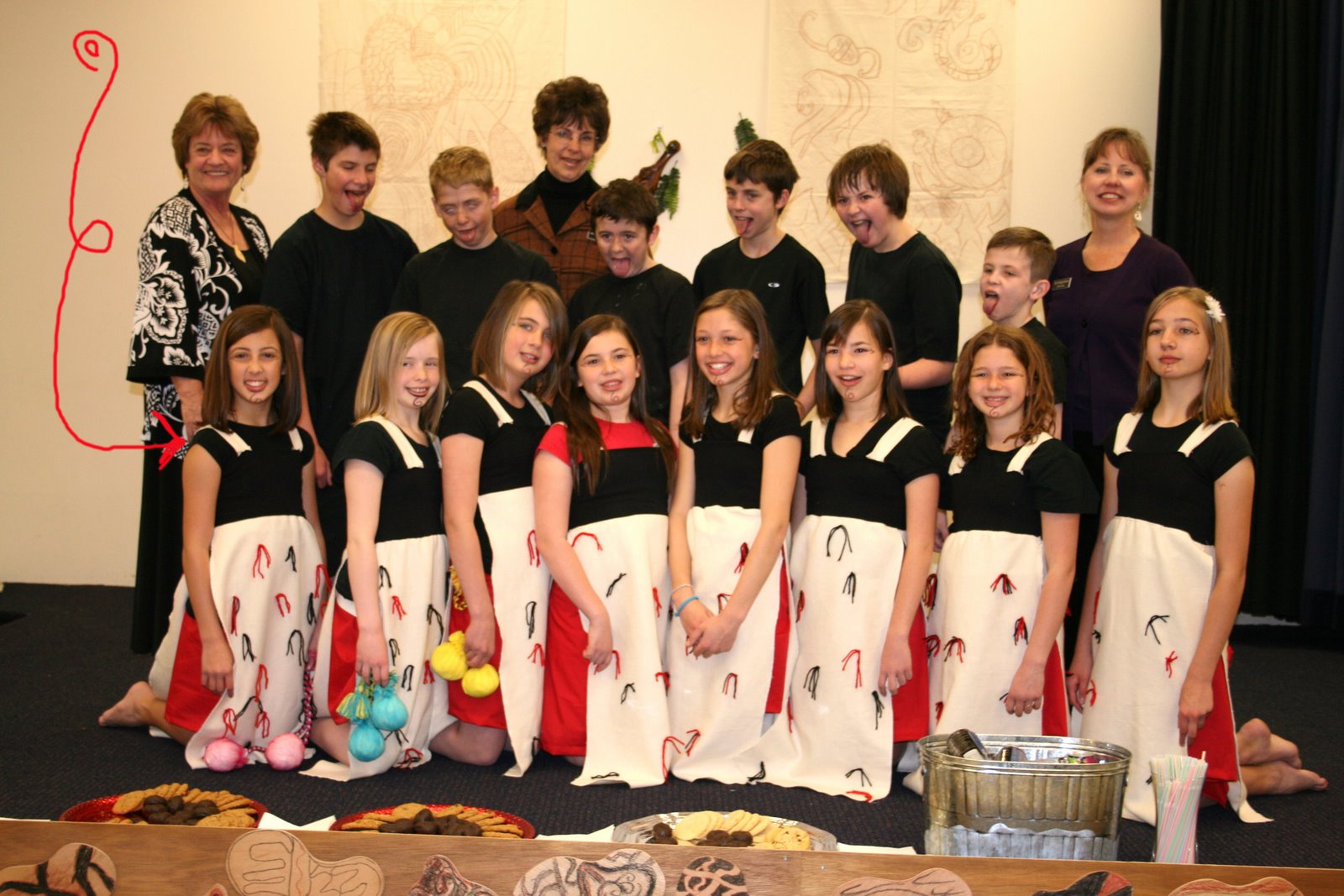 [Kiana's+5th6th+grade+maori+program+014.JPG]