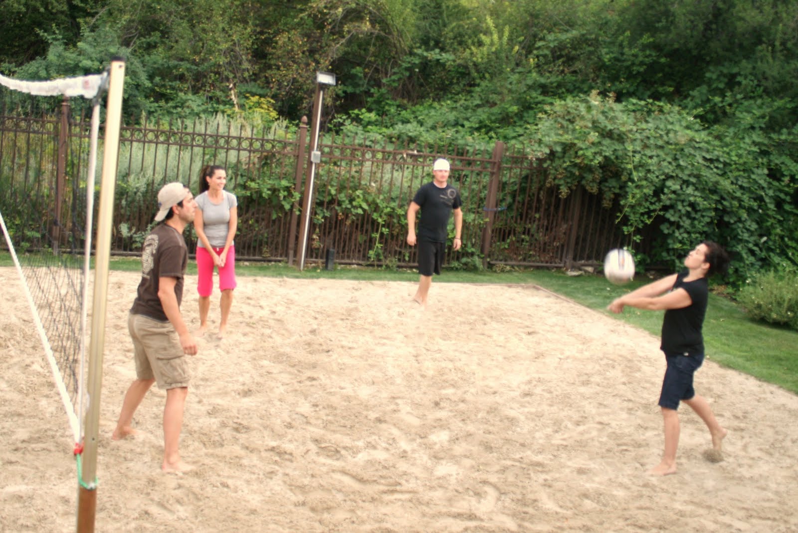 [volleyball+night+aug.+6,+2009+024.JPG]
