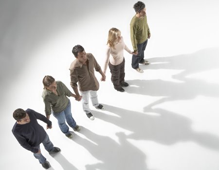 [groupholdhands_450x350.jpg]
